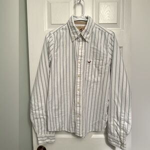 HOLLISTER Boys Young Men’s Size Med White & Blue stripe long sleeve button shirt